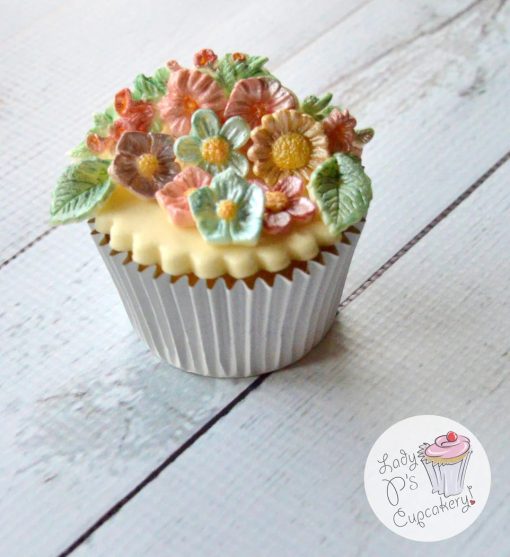 Lady-Ps-Floral-Cupcakes-5_962x1050